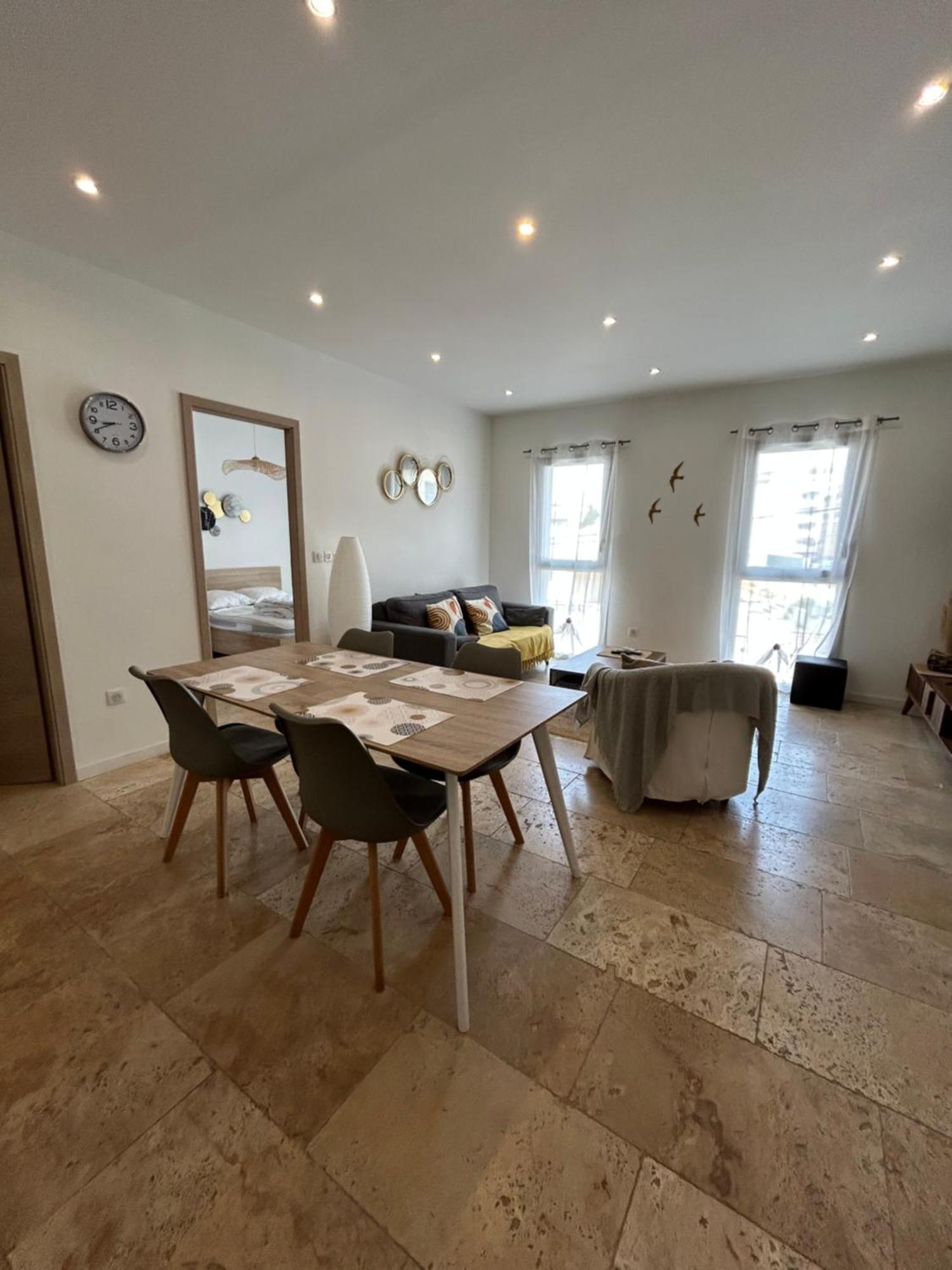 Appartement T3 Dans Maison Neuve 7 Couchages La Seyne-sur-Mer Exterior foto